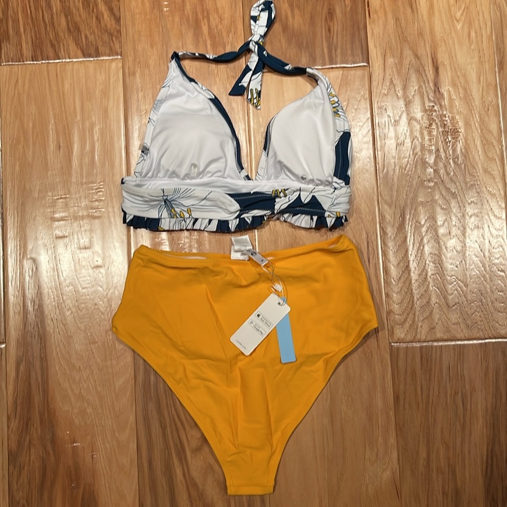 Cupshe Bikini - Picture 5 of 6